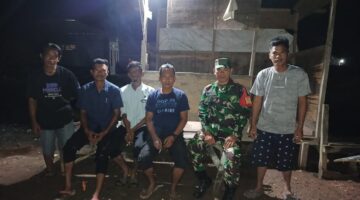 Kegiatan Patroli Siskamling Oleh Personil Koramil 04/Kubu Kodim 0321 Rohil..