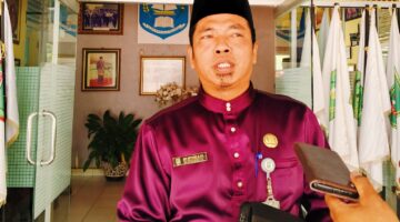 SMA Negeri Plus Provinsi Riau: Raport Semester Ganjil Dibagikan dengan Unik