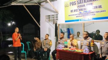 Polres Kampar Perkuat Siskamling, Kapolres Turun Langsung ke Pos Kamling, Kapolres: Keamanan Lingkungan Prioritas